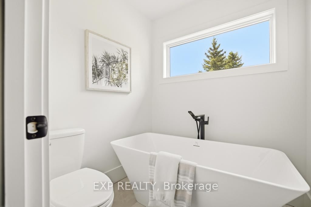 1060 Walton Avenue • North Perth, ON photo 38