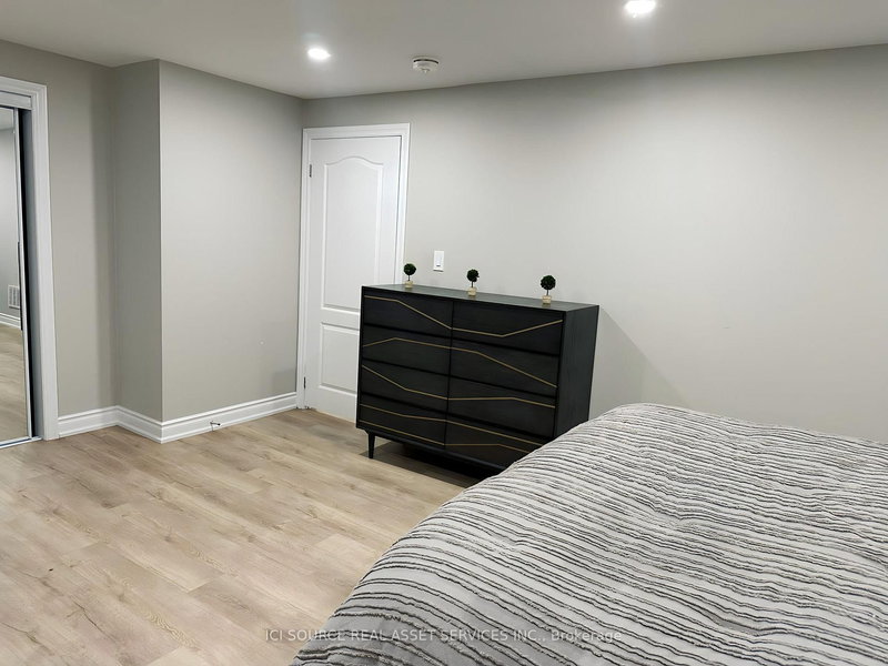 B - 30 York Dr, Peterborough, K9K 0H1 | Image 3