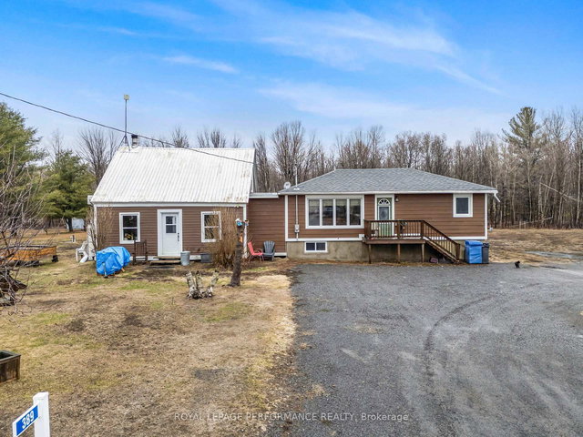 389 Concession 7 Road