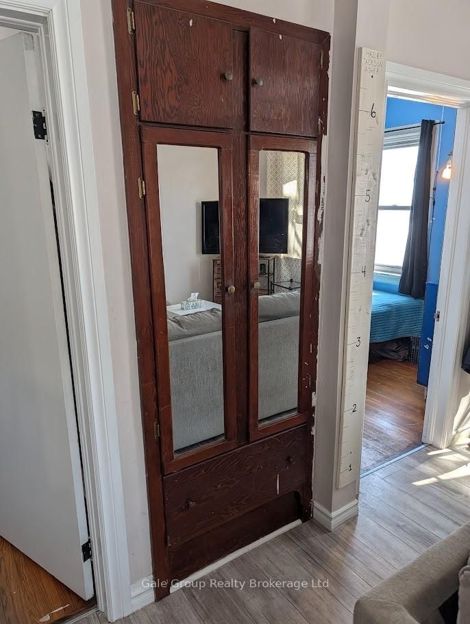 839 Dufferin Street - Photo 5