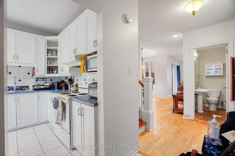 293 Somerset St E, Ottawa, K1N 6V9 | Image 3
