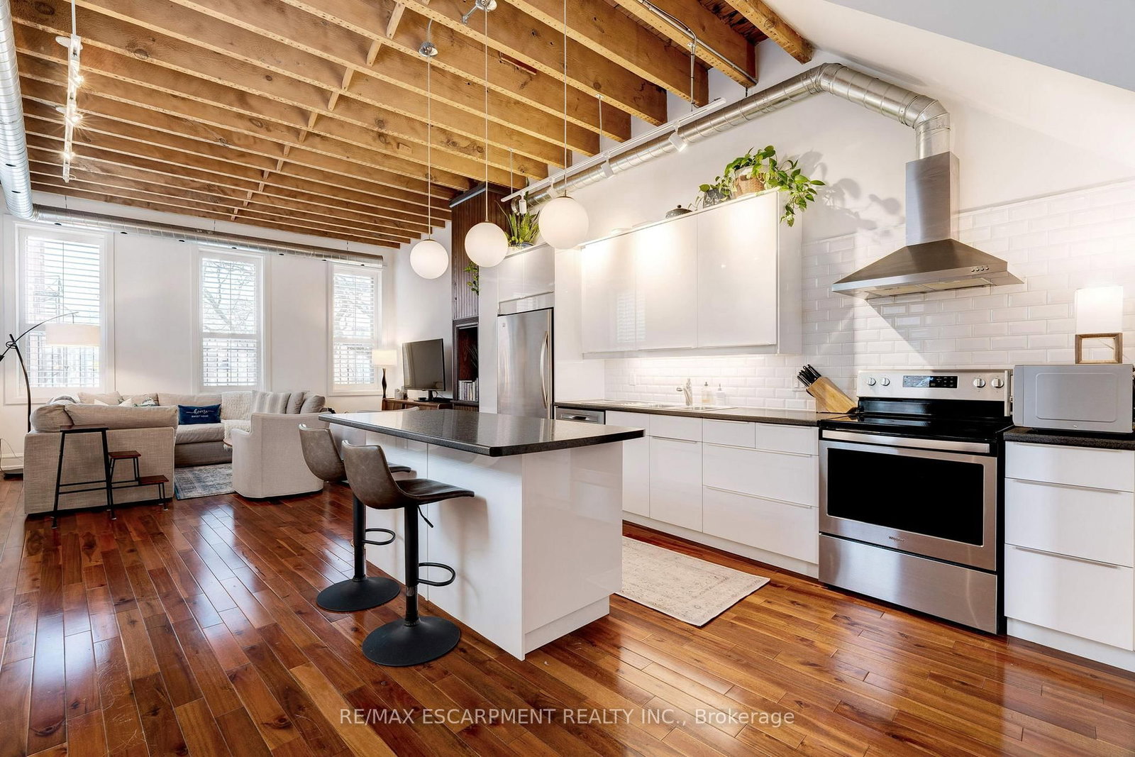 205 KING Street E - Photo 24