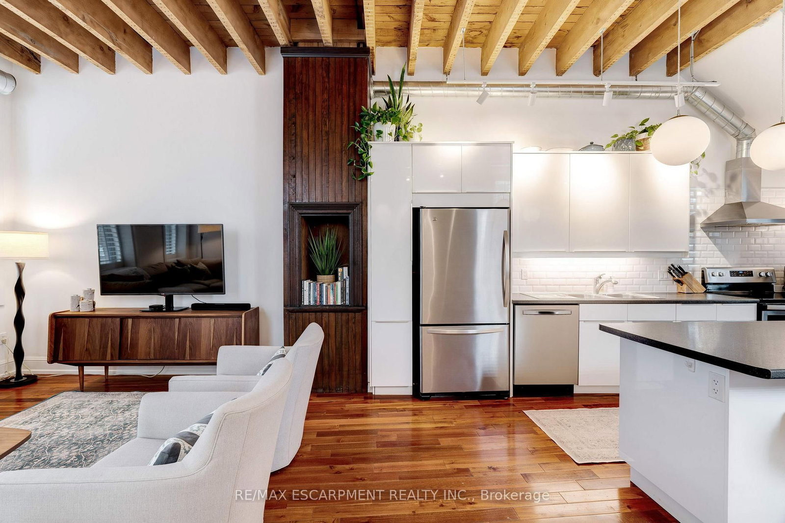 205 KING Street E - Photo 28