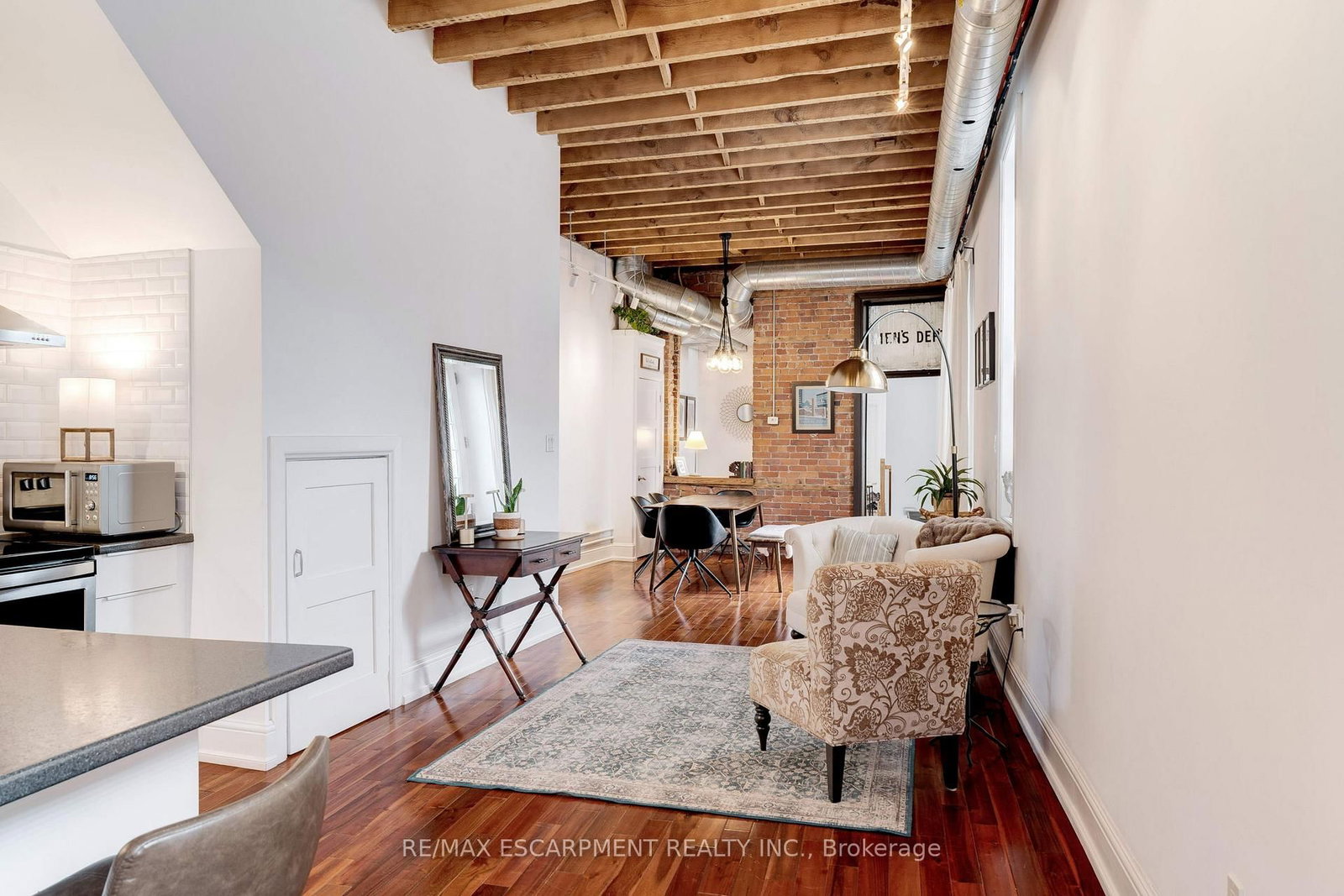 205 KING Street E - Photo 29