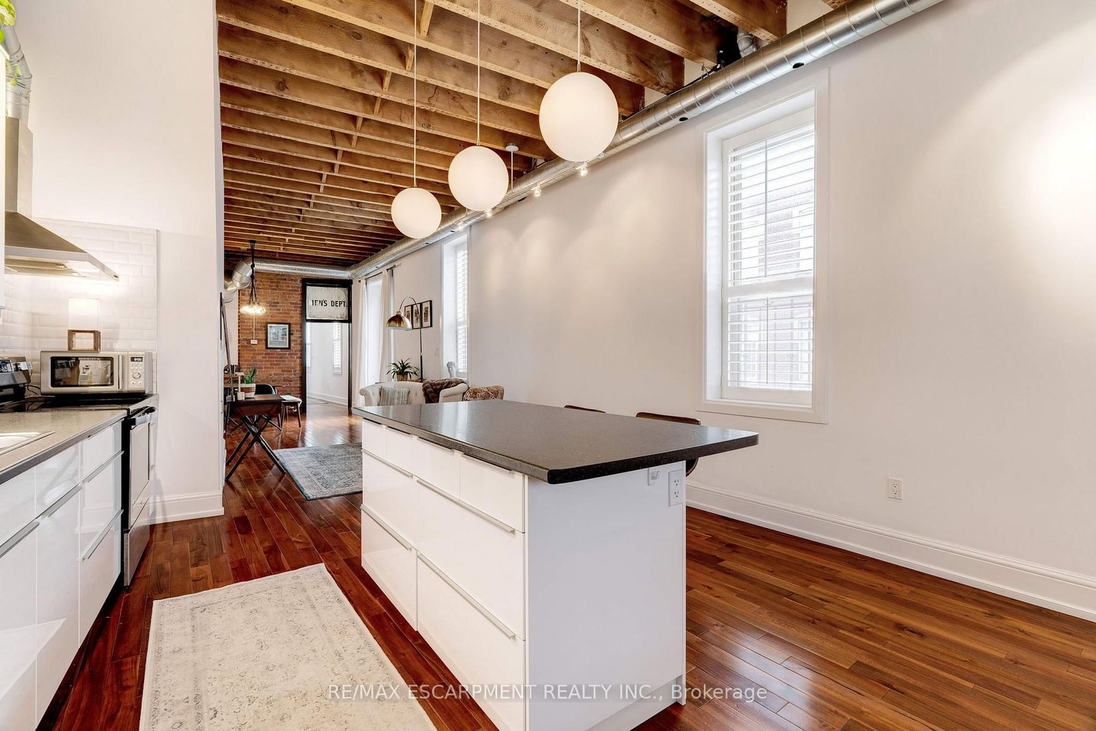 205 KING Street E - Photo 30