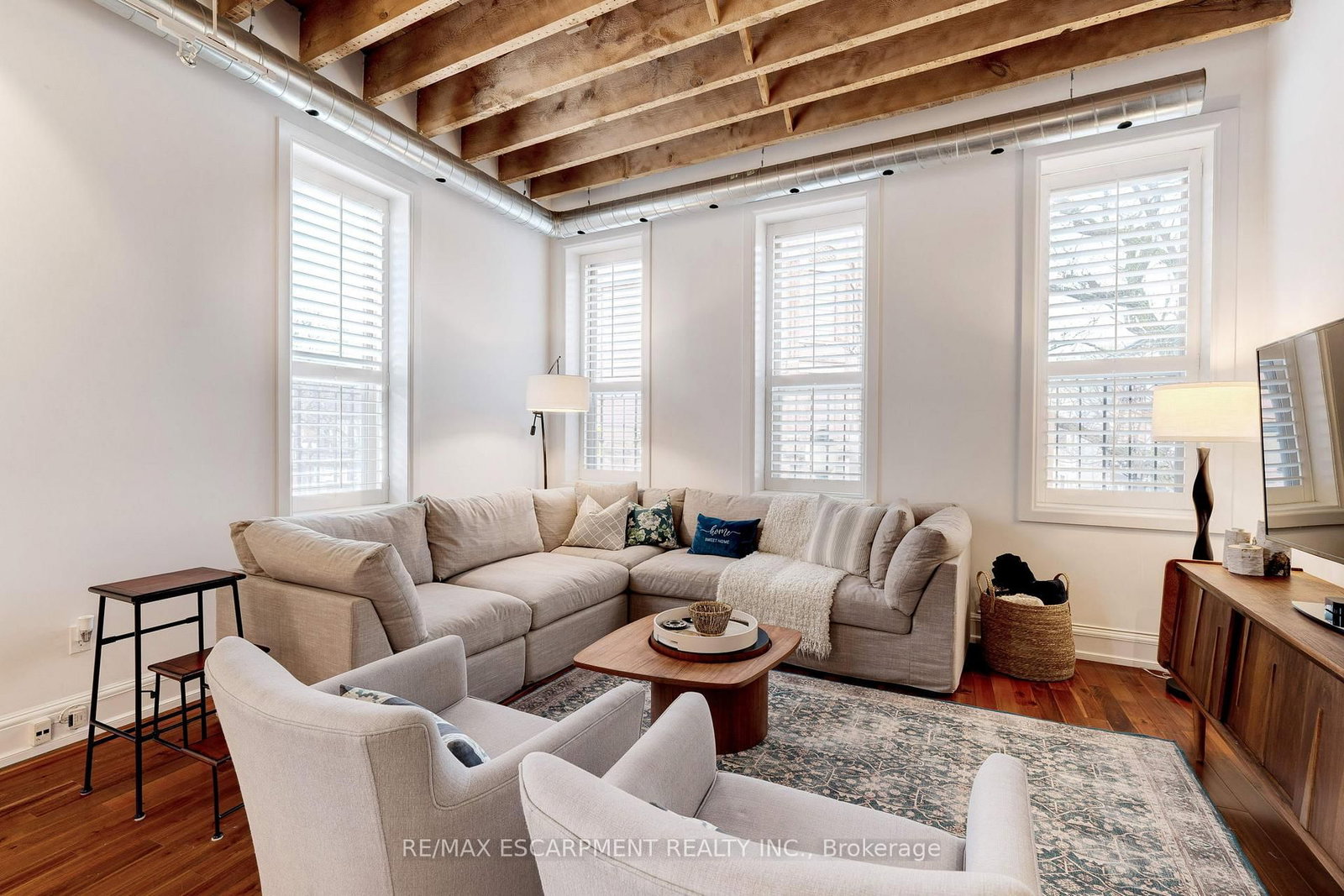 205 KING Street E - Photo 34