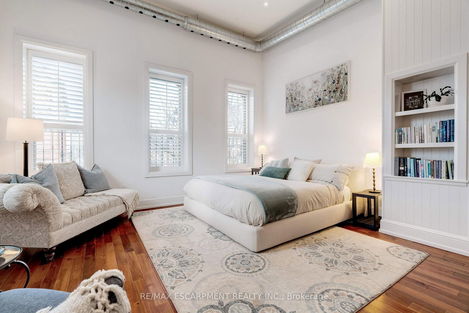 205 KING Street E - Photo 39