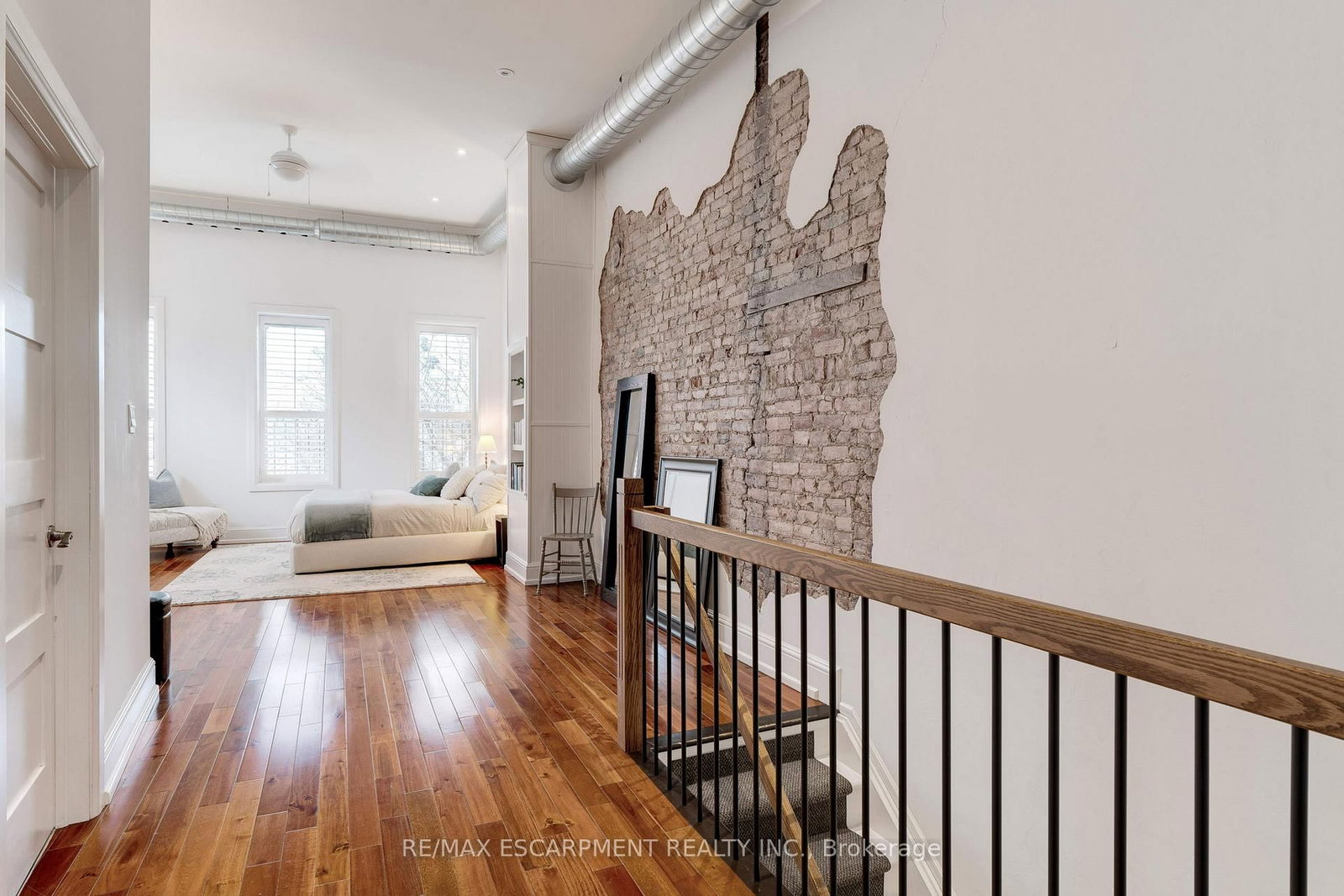 205 KING Street E - Photo 42