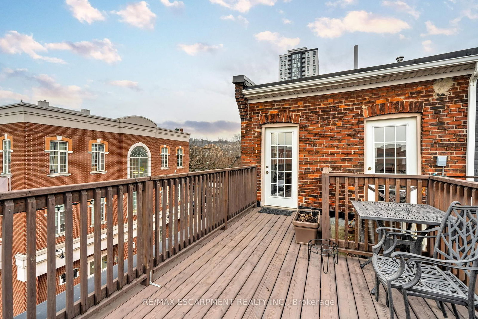 205 KING Street E - Photo 49