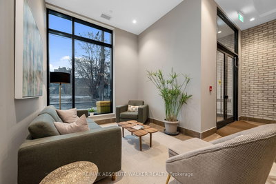 218-60 Springhurst Avenue, Ottawa, Ontario image-0-1