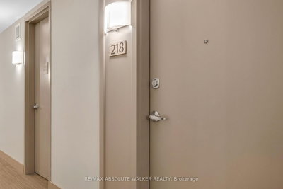 218-60 Springhurst Avenue, Ottawa, Ontario image-0-3