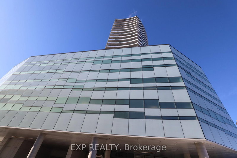 810 - 485 Richmond Rd, Ottawa, K2A 3W9 | Image 2