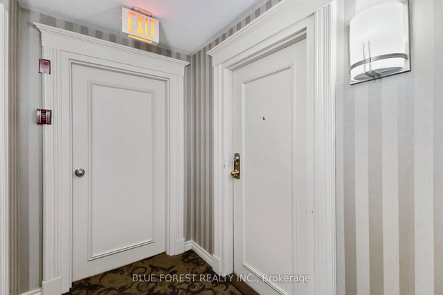 510 - 570 Proudfoot Lane