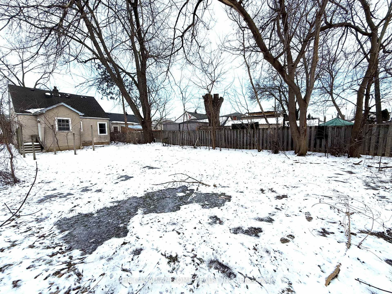 Detached House for sale at 42 Union Street, St. Catharines, Ontario, L2S 2R2 - Western Hill - MLS: X12819174