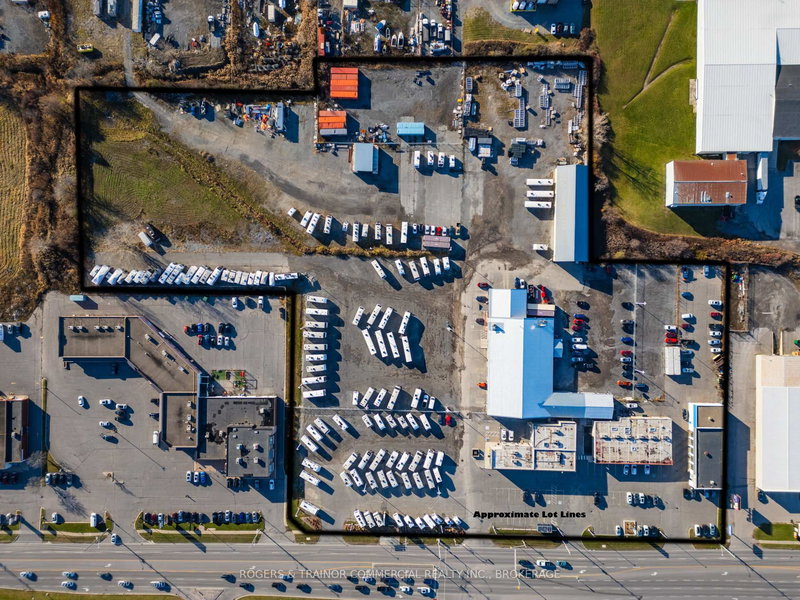 667 GARDINERS Rd, Kingston, K7M 3Y4 | Image 2