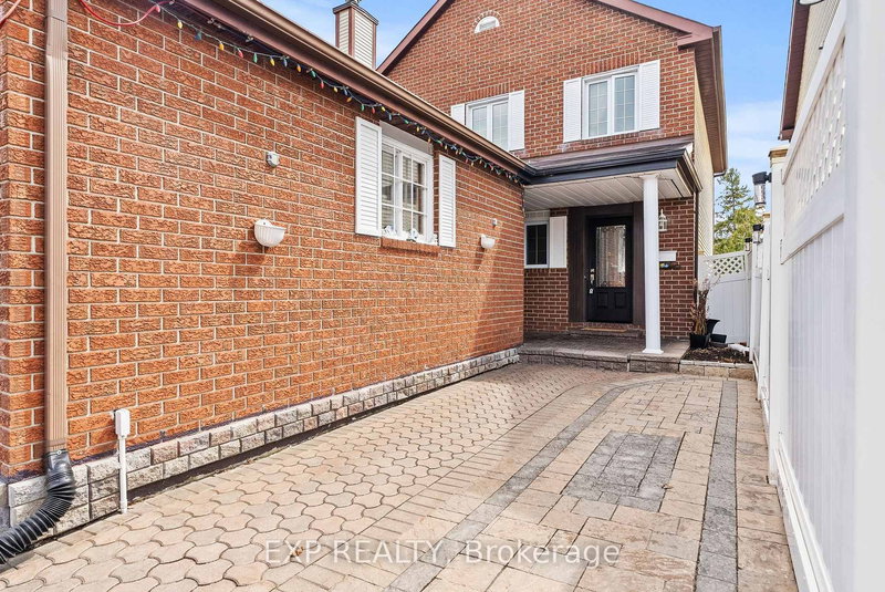 1424 Progress Pl, Ottawa, K1B 5M3 | Image 3