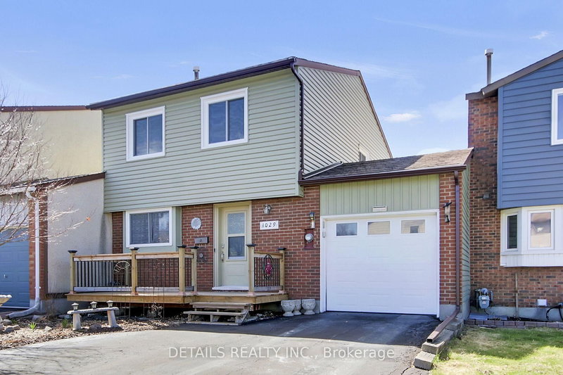 1029 Avignon Crt, Ottawa, K1C 2N4 | Image 2