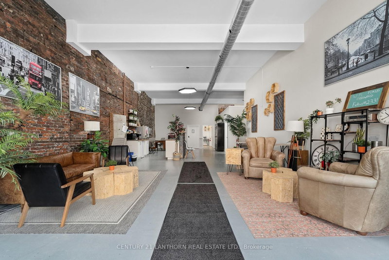 233 Front St, Belleville, K8N 2Z4 | Image 2