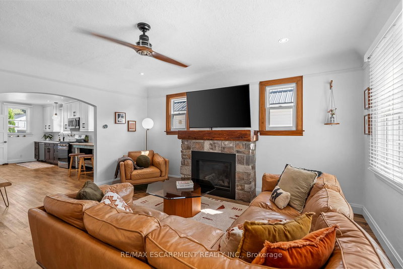 17 Davis St W, Norfolk, N3Y 2R2 | Image 3