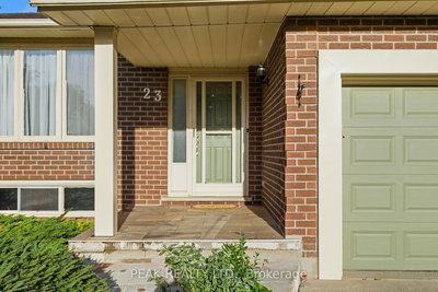 23 Vance Crescent, Hamilton, Ontario image-0-2