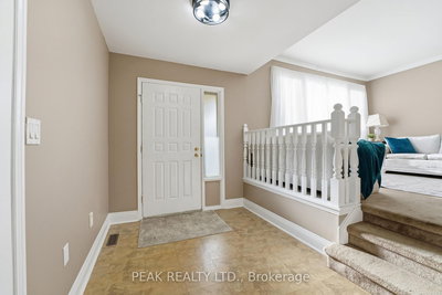 23 Vance Crescent, Hamilton, Ontario image-0-3