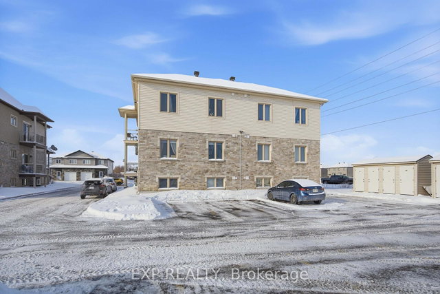 2 - 201 Bourdeau Boulevard