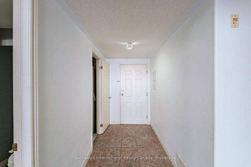 213 - 111 Grey St, Brantford, N3S 4V8 | Image 2