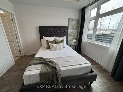 L-50 Jaguar Private, Ottawa, Ontario image-0-4