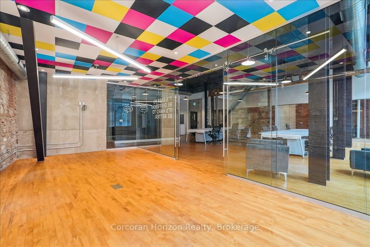 12 JAMES Street N, Unit 302 - Photo 17