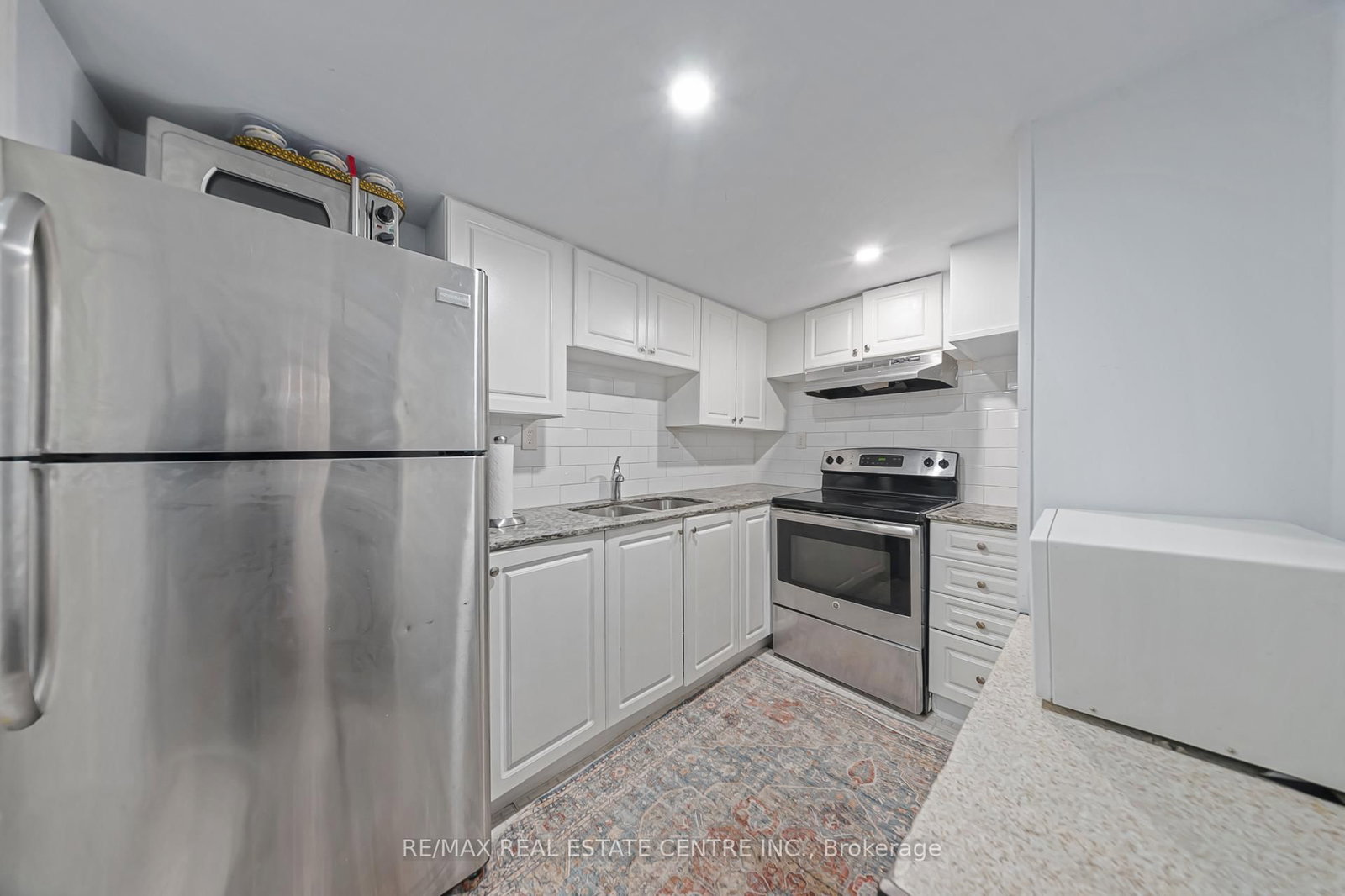 Listing Image 32