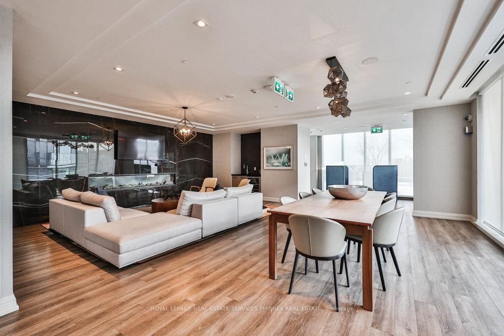 Condo for sale at 1222-212 King William Street, Hamilton, Ontario, L8N 1B5 - Beasley - MLS: X12820538