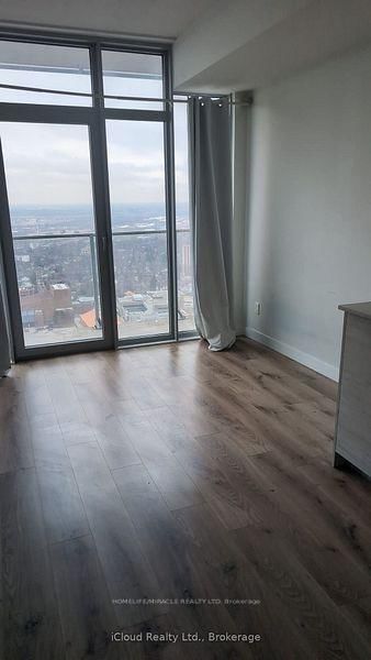 3606 - 60 Frederick Street