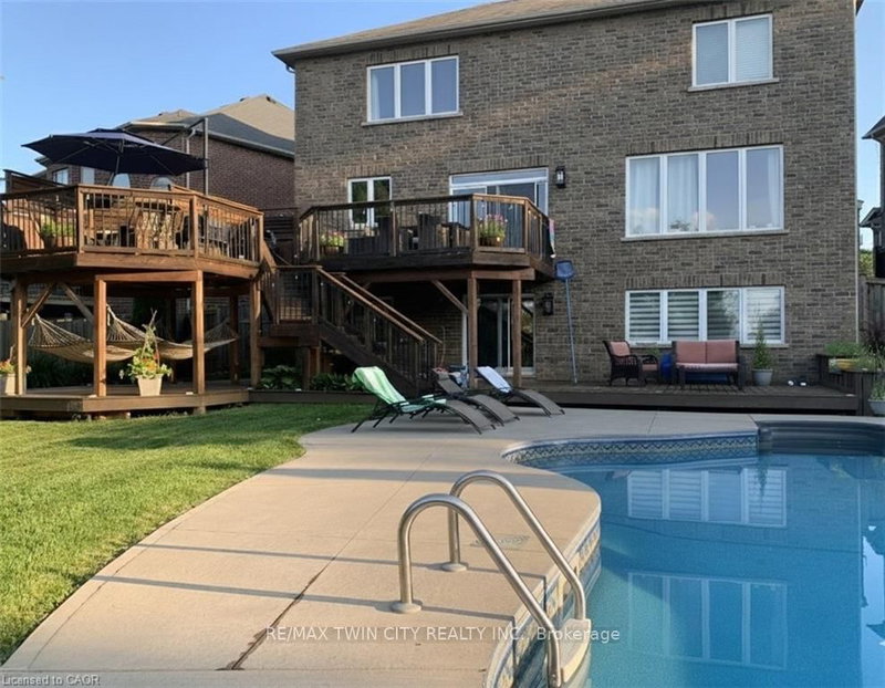 928 EVENS POND Crt, Kitchener, N2R 0B8 | Image 3