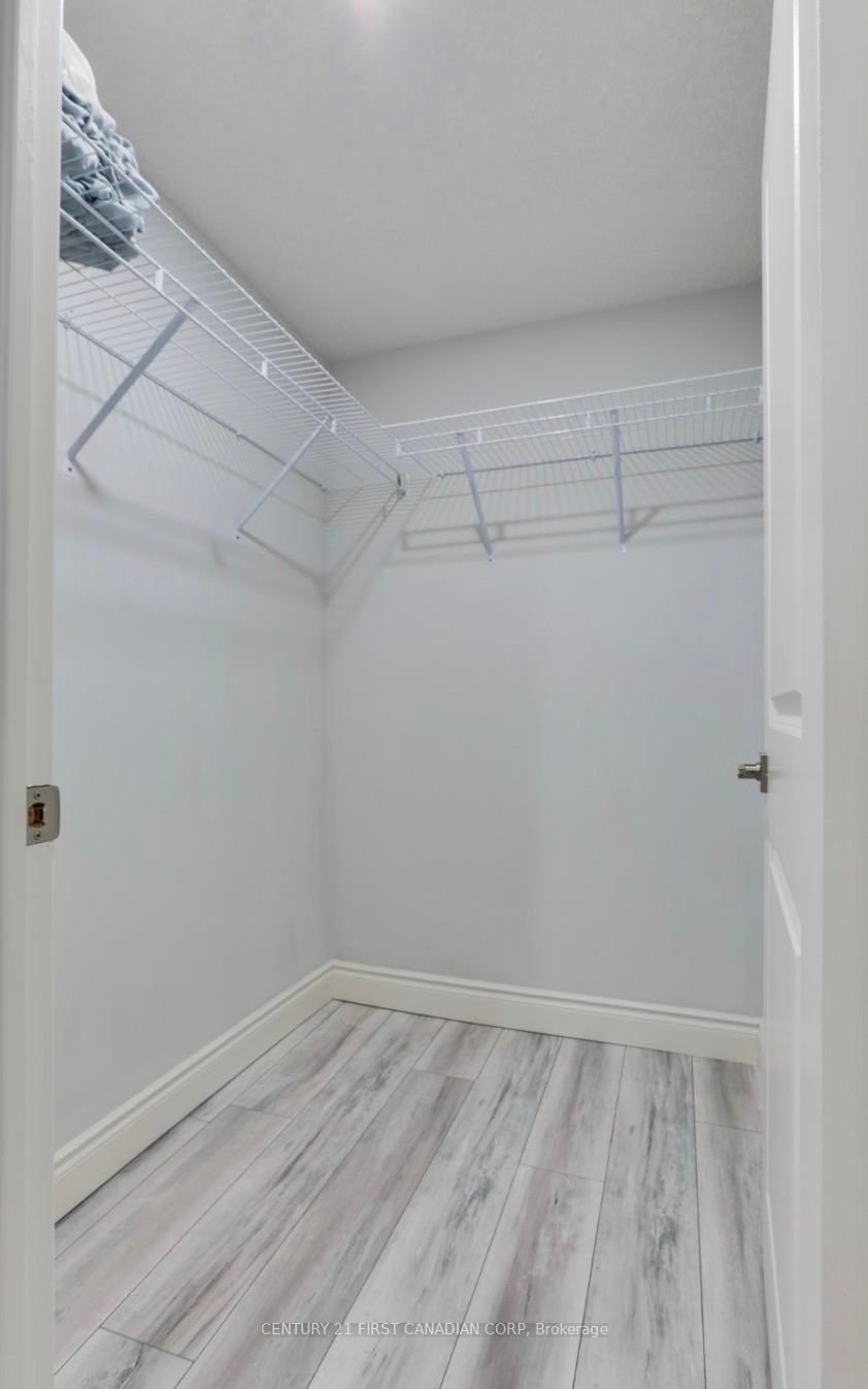 3194 Morgan Avenue, Unit LOWER - Photo 11