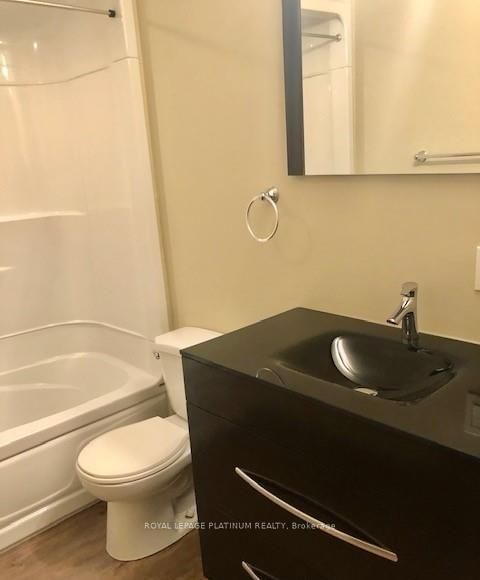 30 Hickory Street E, Unit 112 - Photo 18