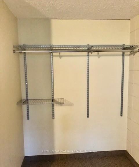 30 Hickory Street E, Unit 112 - Photo 23