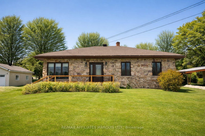 137 Park Ave, North Glengarry, K0C 1A0 | Image 2