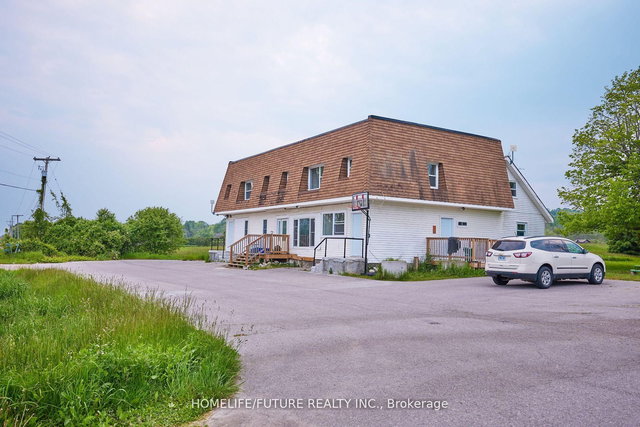 2 Unit (C) - 15946 County Road