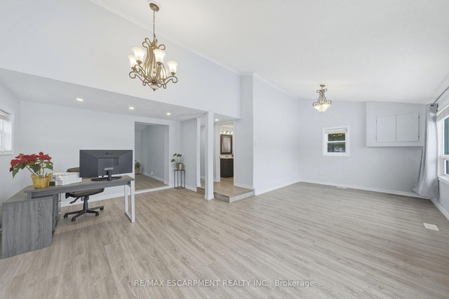 1412 Mcdowell Road E