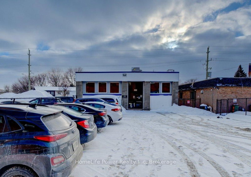 354 Charles St E, Kitchener, N2G 4L5 | Image 3