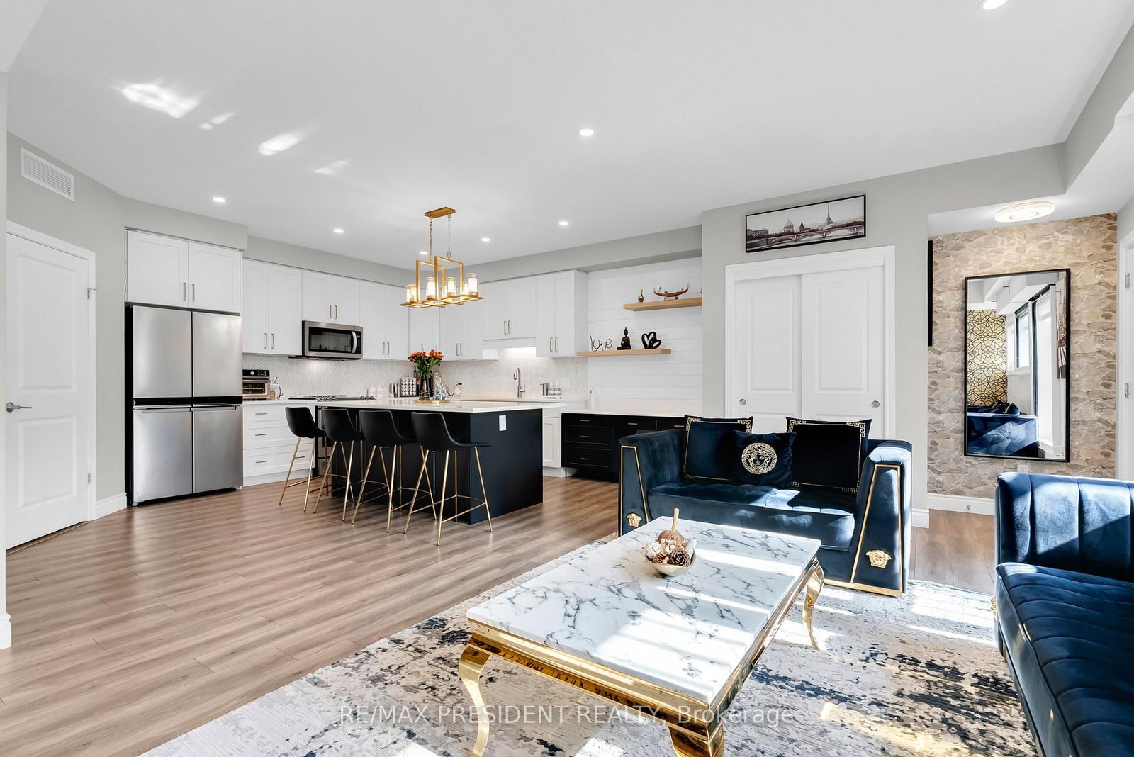 408 Guelph Avenue, Unit 3 - Photo 14