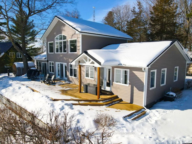 114 Lb 7a Railroad Street