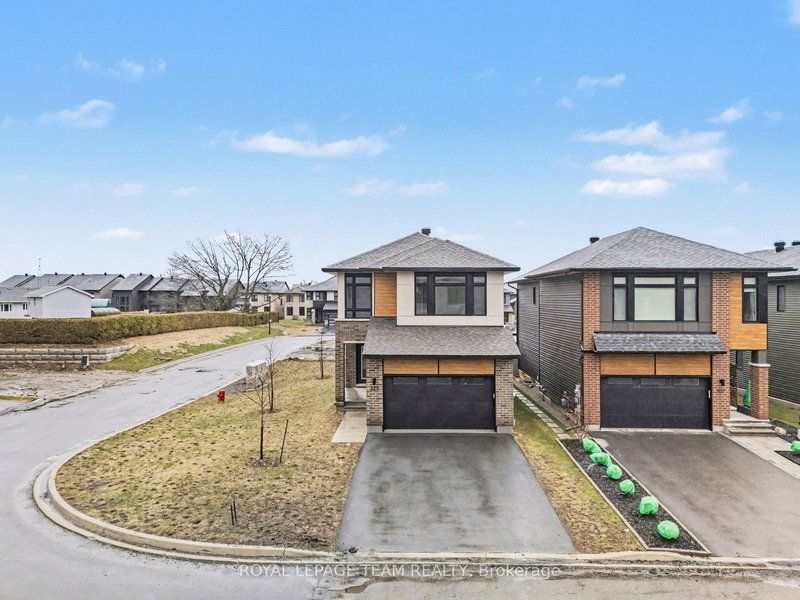 329 Whitham Cres, North Grenville, K0G 1J0 | Image 2