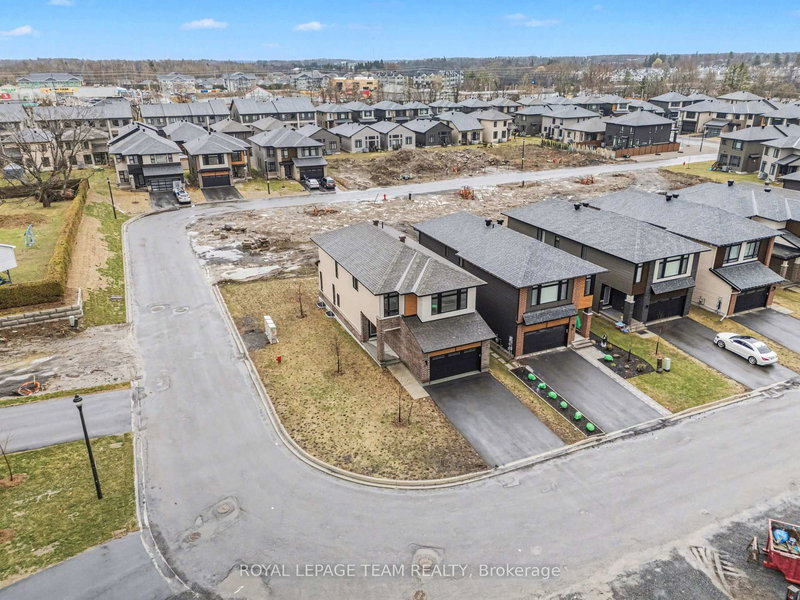 329 Whitham Cres, North Grenville, K0G 1J0 | Image 3