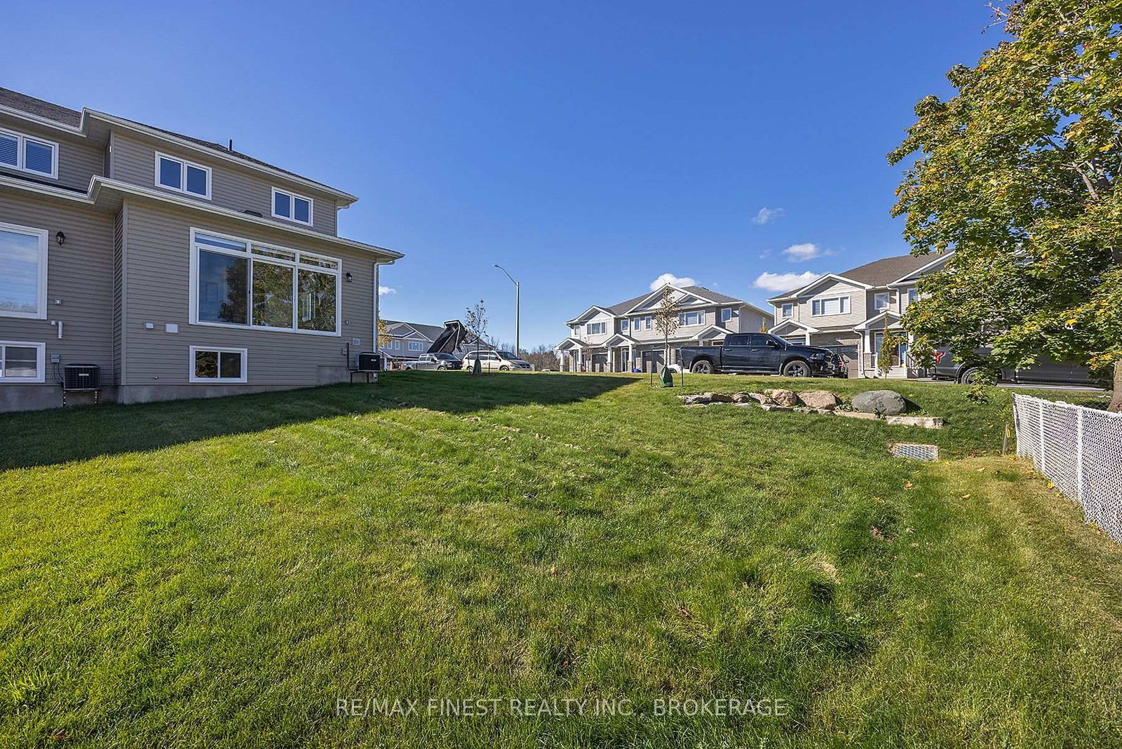 Listing Image 48
