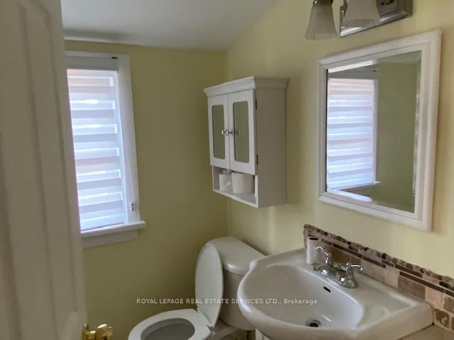 Detached House for sale at 256 Ridge Road, Fort Erie, Ontario, L0S 1B0 - Ridgeway - MLS: X12822034