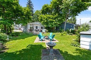 Detached House for sale at 256 Ridge Road, Fort Erie, Ontario, L0S 1B0 - Ridgeway - MLS: X12822034