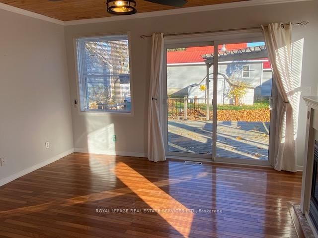 Detached House for sale at 256 Ridge Road, Fort Erie, Ontario, L0S 1B0 - Ridgeway - MLS: X12822034