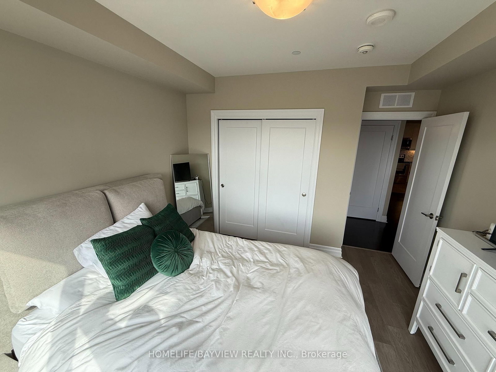 505 Talbot Street, Unit 910 - Photo 20