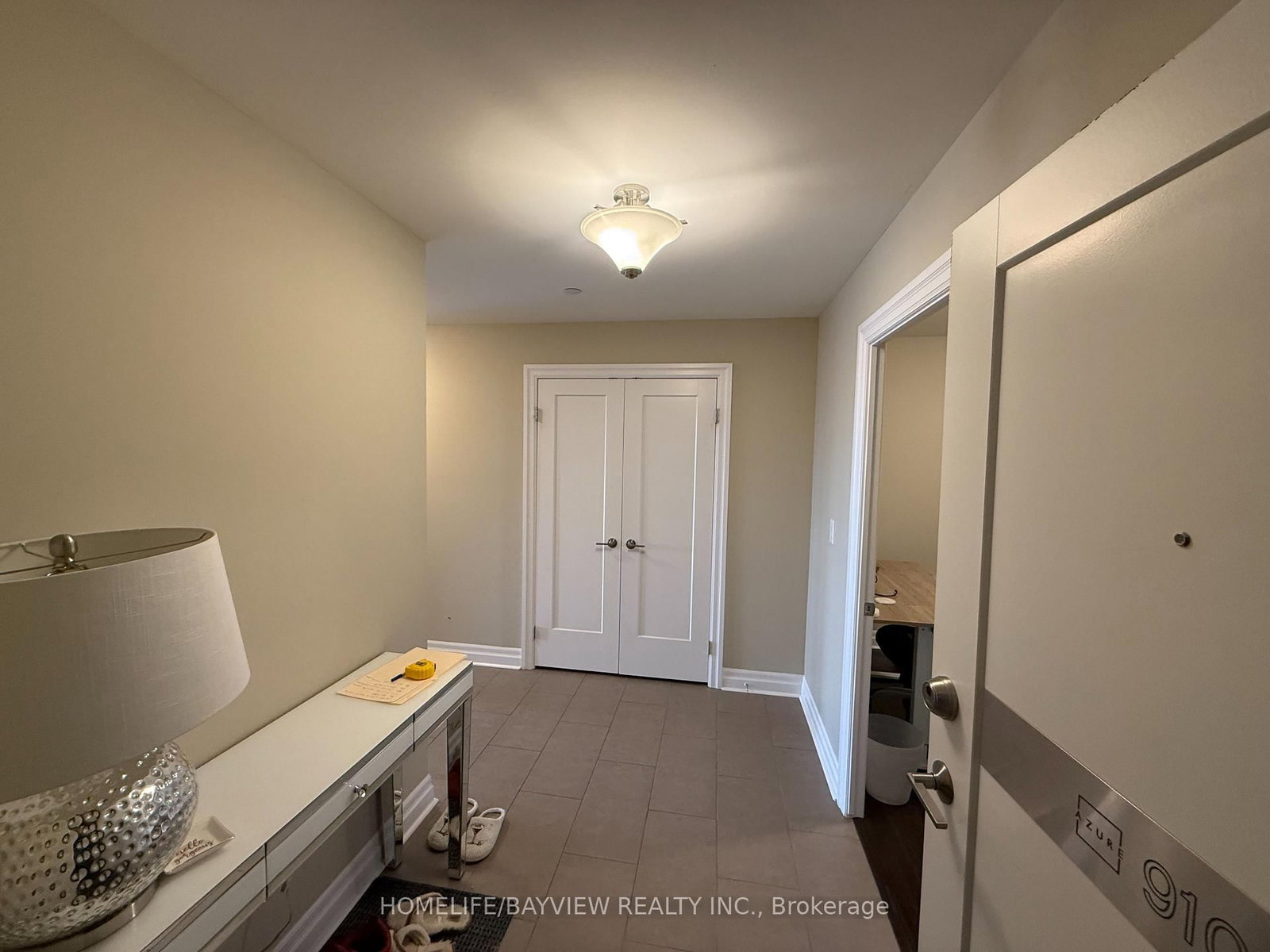 505 Talbot Street, Unit 910 - Photo 4